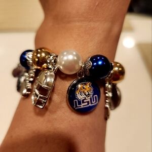 Charm Stretching Unisex Bracelet.New arrive sport football, Basketball, Rugby.